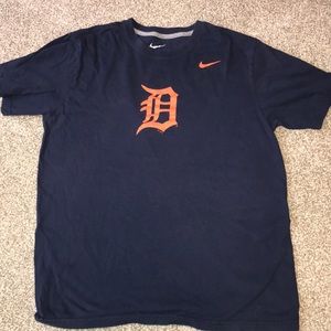 Detroit Tigers Nike shirt